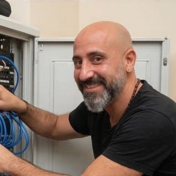 יניב