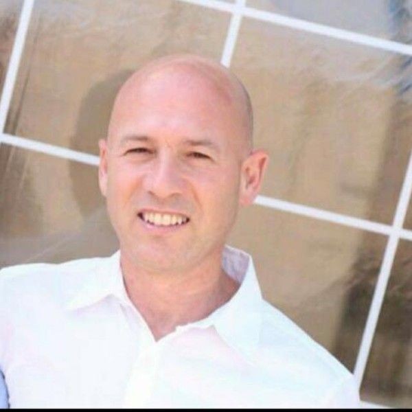 שי