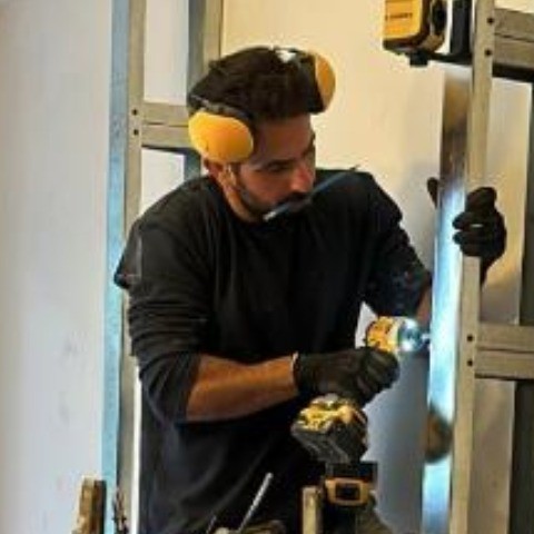 נועם