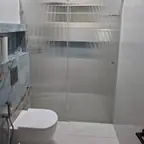 עבודה של יואל, מתקין מקלחונים (1)