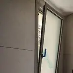 עבודה של איציק, מתקין תריסים (8)