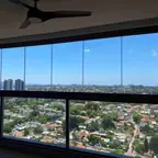 עבודה של ארז, סגירת מרפסת זכוכית (3)