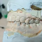 עבודה של אורן, רופא שיניים (1)