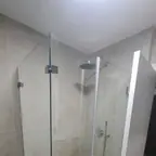 עבודה של יואל, מתקין מקלחונים (20)