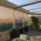 עבודה של בן, מתקין סוככים (4)