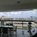 עבודה של אלום ספקטור, סגירת מרפסת זכוכית (9)