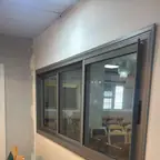 עבודה של שחר, סגירת מרפסת זכוכית (18)