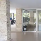 עבודה של דניאל, מתקין דלתות (1)