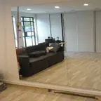 עבודה של רוברט, מתקין מקלחונים (5)