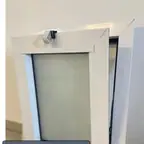 עבודה של שחר, סגירת מרפסת זכוכית (12)