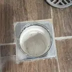 עבודה של אלעד, אינסטלטור (2)