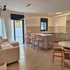עבודה של דניאל, מתווך (24)