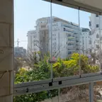 עבודה של אלון, סגירת מרפסת זכוכית (17)