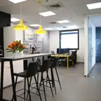 עבודה של אורלי, מעצב פנים (4)