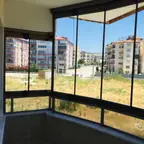 עבודה של בן, מתקין סוככים (2)