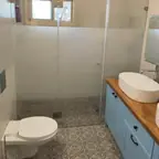 עבודה של יואל, מתקין מקלחונים (14)