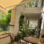 עבודה של בן, מתקין סוככים (6)