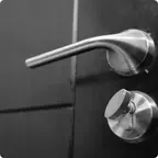 עבודה של דני, מנעולן (4)