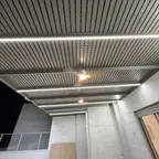 עבודה של ישי, מתקין סוככים (3)