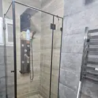 עבודה של זוהר, מתקין מקלחונים (4)