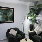 עבודה של פניאל, מתווך (2)