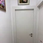 עבודה של אנטון, מתקין דלתות (1)