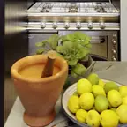 עבודה של סיגל, מעצב פנים (2)