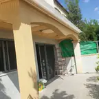 עבודה של אלה, מעצב פנים (2)