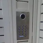 עבודה של רועי, טכנאי אזעקות ומצלמות (5)