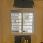 עבודה של שחר, סגירת מרפסת זכוכית (21)