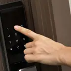 עבודה של שחר, מנעולן (4)