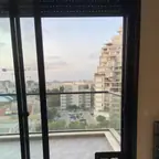 עבודה של אנדריי, מתקין תריסים (2)