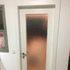 עבודה של ניסים, דלתות פנים (2)