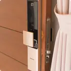 עבודה של דני, מנעולן (5)