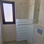 עבודה של בועז, מתקין מקלחונים (12)