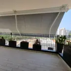 עבודה של בן, מתקין סוככים (18)