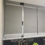עבודה של ספרטק, סגירת מרפסת זכוכית (10)