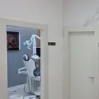 עבודה של מילאד, רופא שיניים (2)