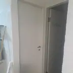 עבודה של אנטון, מתקין דלתות (12)