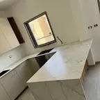 עבודה של מוסטפה, קבלן שיש (12)