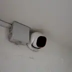 עבודה של דניס, טכנאי אזעקות ומצלמות (5)