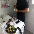 עבודה של רפאל, חשמלאי (1)