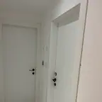 עבודה של אורן, מתקין דלתות (4)
