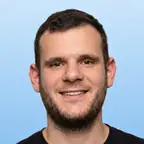 רועי – מתווך