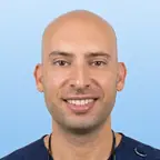 דן – רופא שיניים