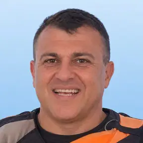 אלון – חשמלאי