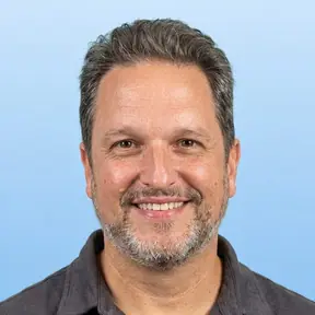 שרון – יועץ קרקע