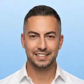 עידן – מתווך