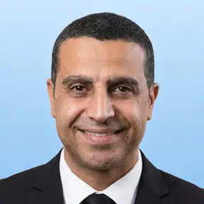 אבי – עורך דין חובות