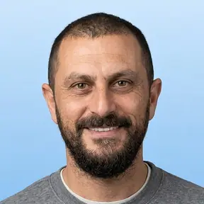 אדם – צבע